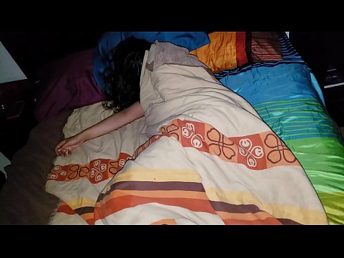 ❤️ Nevlastní syn buzeruje svou mladou nevlastní matku, zatímco ona spí. ❤️ Porno u porna cs.xxxdeutschepornos.ru ❌